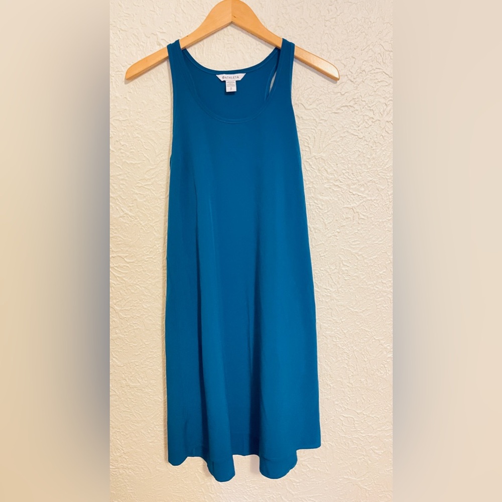Presidio Traveler Dress Teal from Athleta.